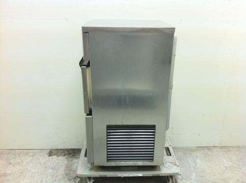 090704ホシザキ製氷機IM-25L ジャンク西 ホシザキ 業務用製氷機 (IM-25L？)ジャンク 公式通販